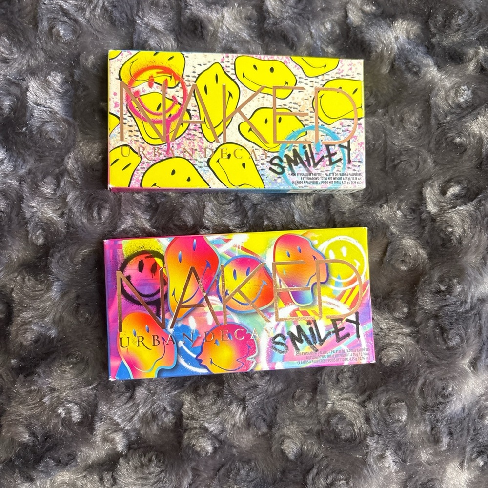 Urban Decay Smiley Vivid Eyeshadow Set